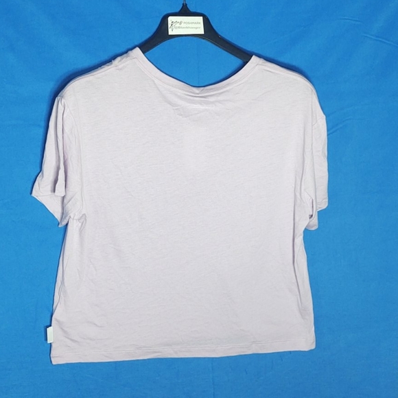 Calvin Klein Jeans pink short sleeve top with a reflective silver CK logo - Picture 2 of 3